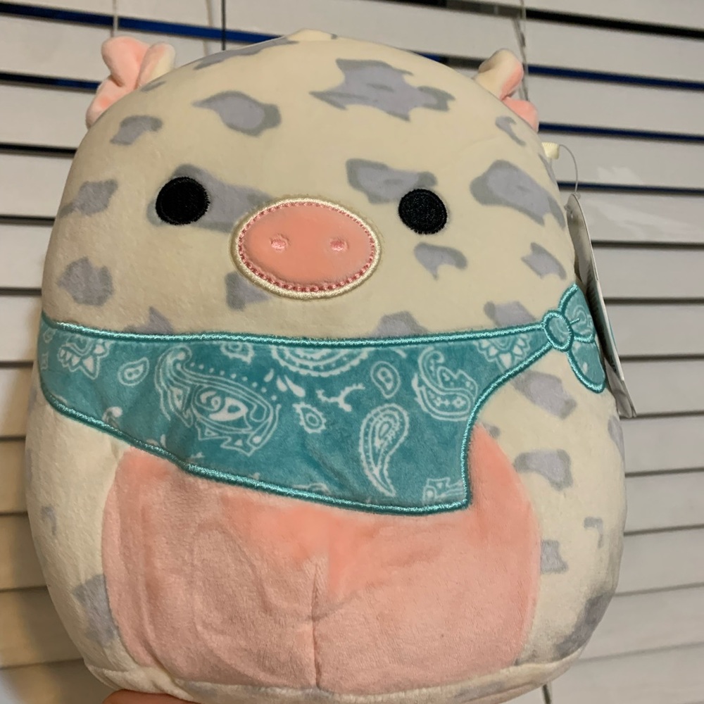 Rosie 7 inch squishmallow